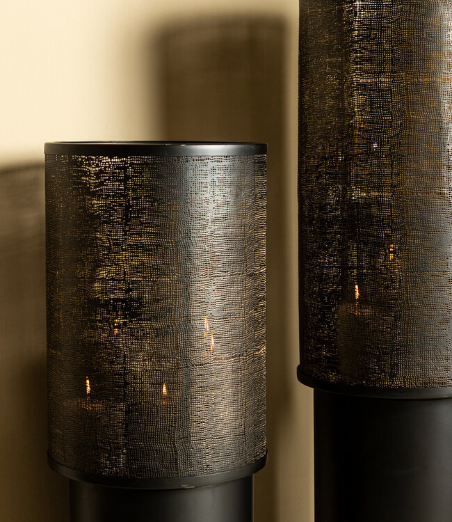 PTMD Jarne Zwart ijzer stormlicht gouden binnenkant laag.