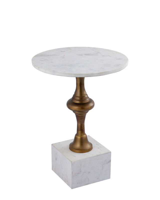 PTMD Alano White Marble bijzettafel met aluminium gouden tafelpoot.