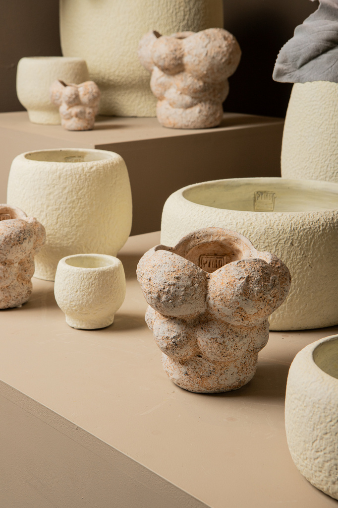 PTMD Evelynn Witte ronde cementen pot laag L