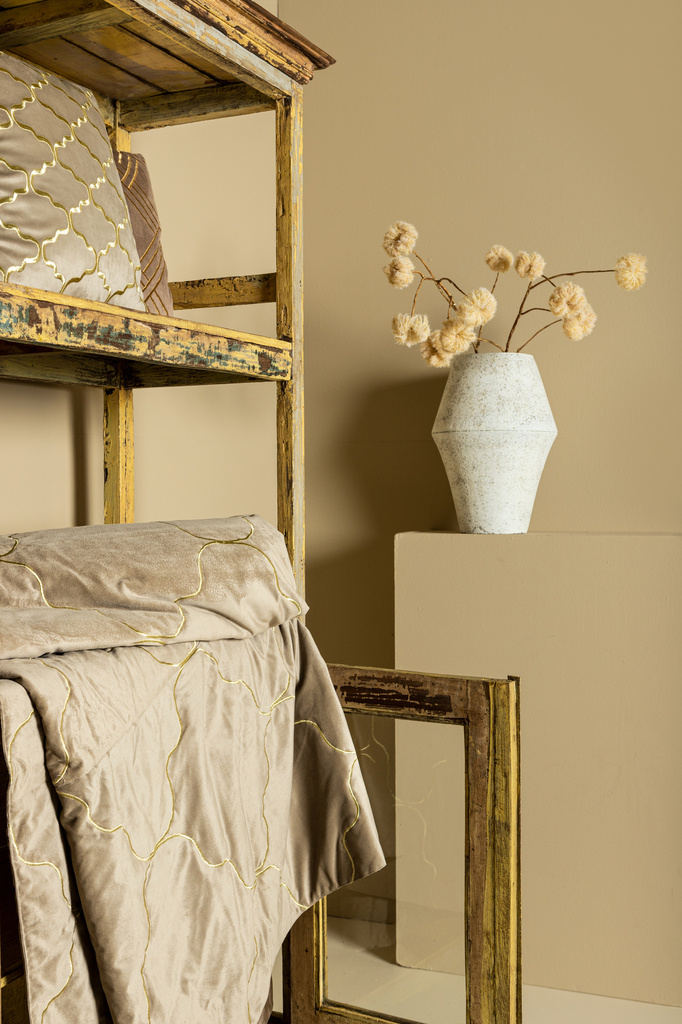 PTMD Cerine Bruin fluwelen bedsprei borduurpatroon