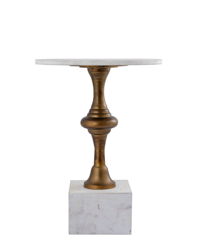 PTMD Alano White Marble bijzettafel met aluminium gouden tafelpoot.