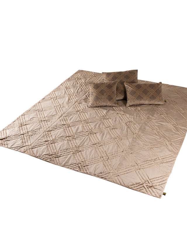 PTMD Cerine Bruin fluwelen bedsprei borduurpatroon