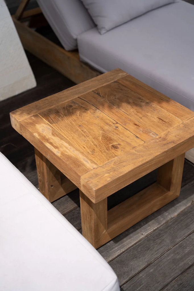 Bazar Bizar De gerecyclede teak bijzettafel - Natuurlijk