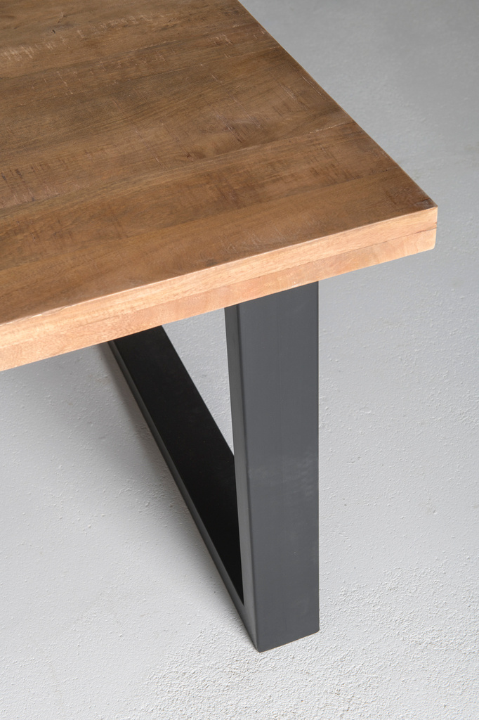 Brix Sturdy Eetkamertafel Mangohout H76xB160xD90 cm