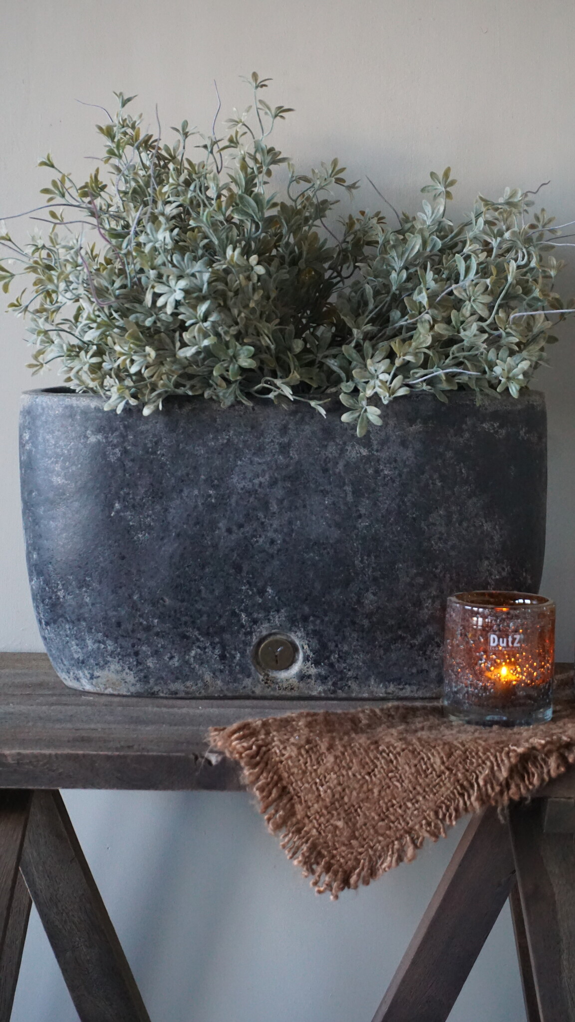 Brynxz Plantenbak Basalt | Ovaal | H28 x B46 x D12 cm