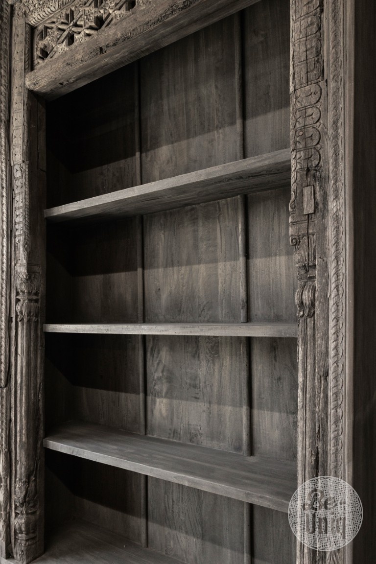 Be-Uniq Oude Boekenkast | India | H277xB163xD45 cm