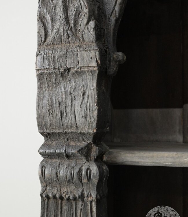 Be-Uniq Oude Boekenkast | India | H206 x B144 x D46 cm