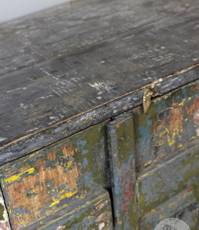 Be-Uniq Oud Industrieel Kastje | India | H78xB63xD34 cm