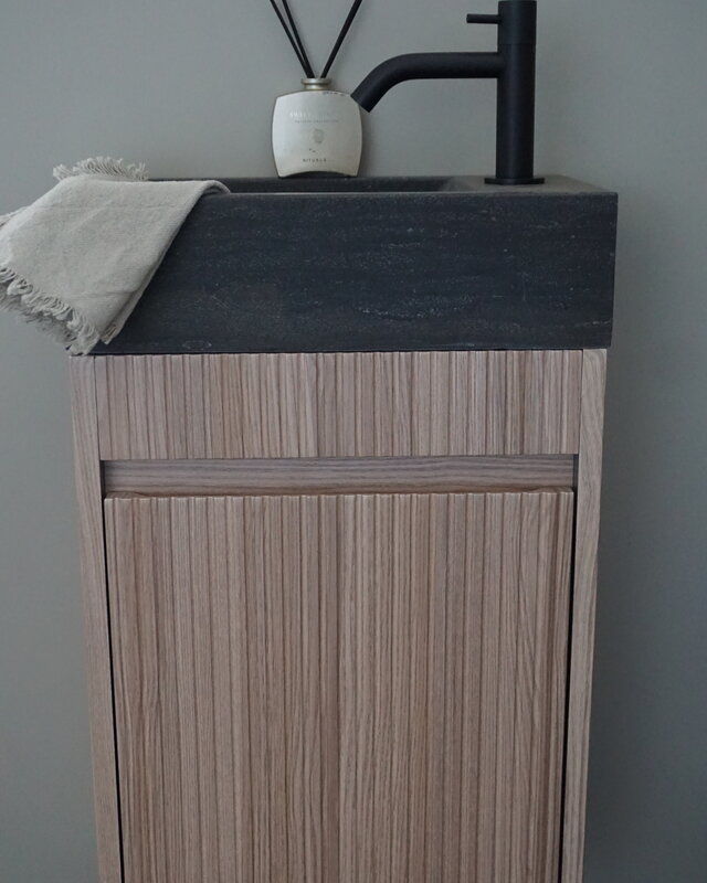 Rene Houtman Japandi Zwevend Toiletmeubel | Geribbeld | H52 x B39,5 x D21,5 cm