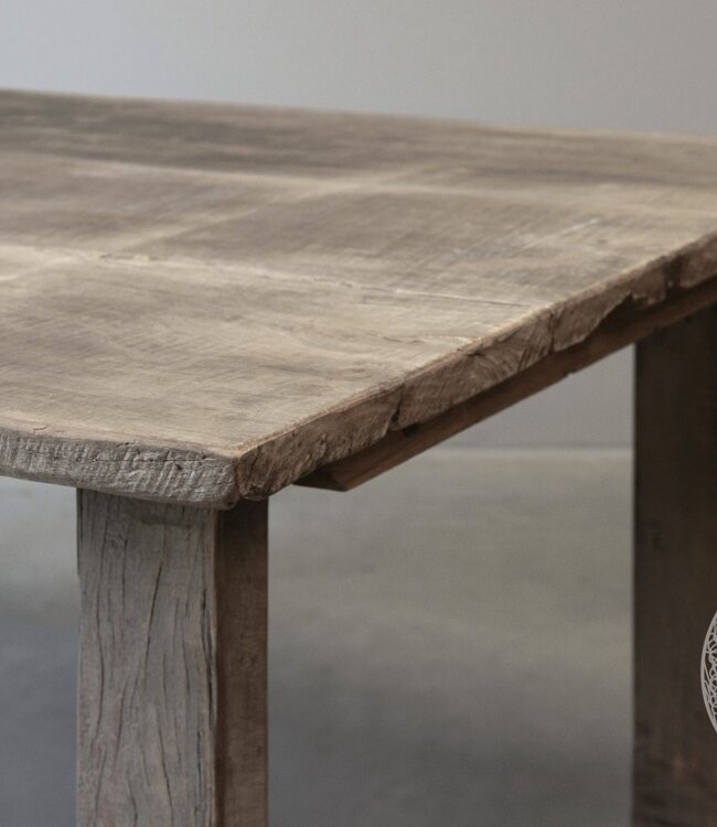 Be-Uniq Eettafel Oude Deur | Verweerd | H79xB189xD112 cm