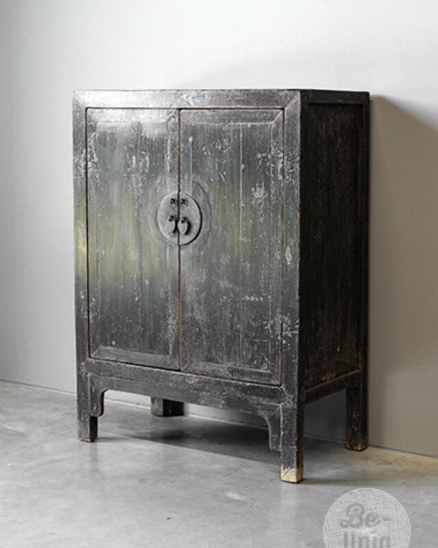 Be-Uniq Oud Kastje | China | H100 x B72 x D39 cm