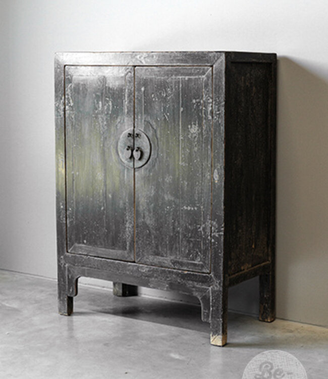 Be-Uniq Oud Kastje | China | H100 x B72 x D39 cm