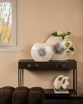 PTMD Vojtech Witte ovale poly schelp bamboe pot ombre 60x53x13 Cm