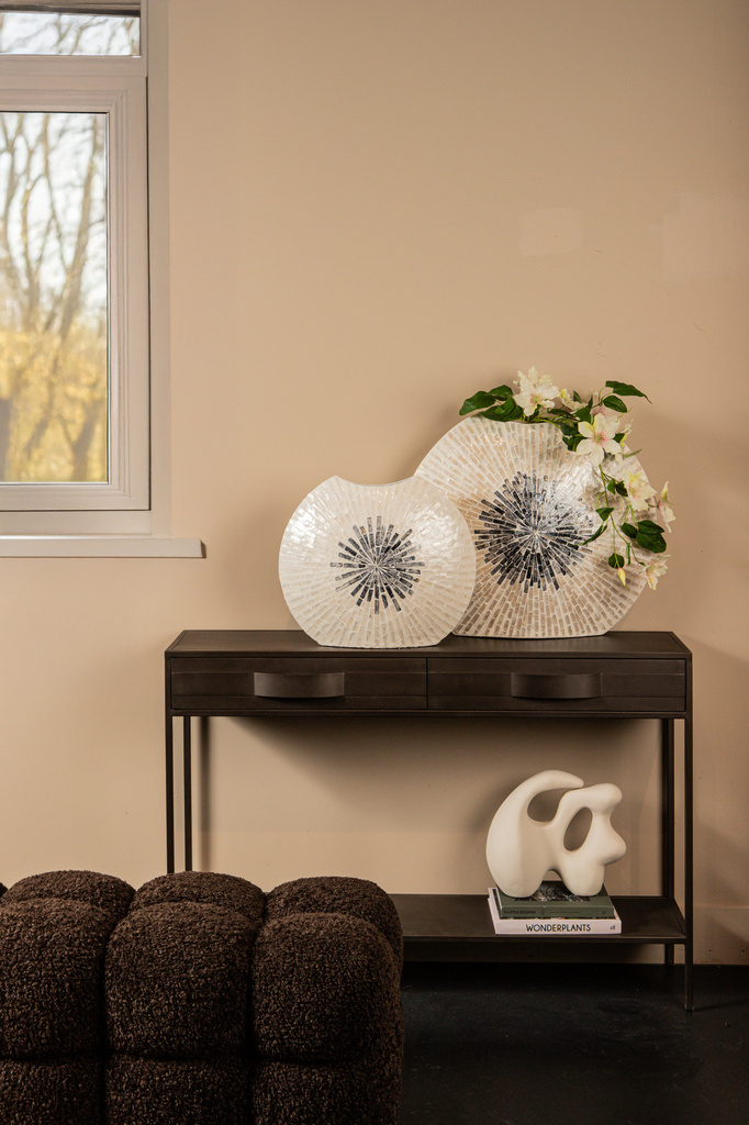 PTMD Vojtech Witte ovale poly schelp bamboe pot ombre 60x53x13 Cm