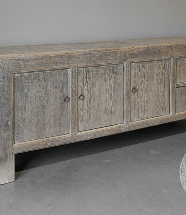 Be-Uniq Oud Dressoir | India | H87 x B196 x D48 cm