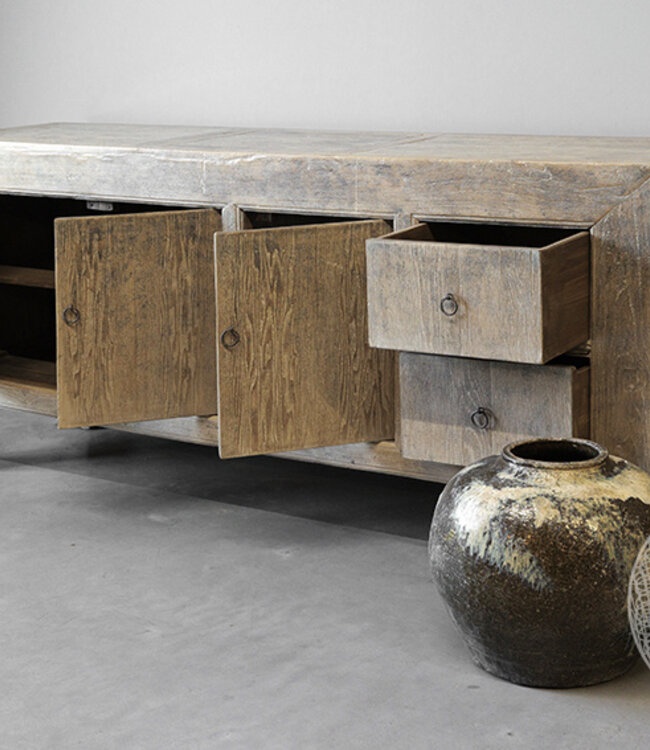 Be-Uniq Oud Dressoir | India | H87 x B196 x D48 cm