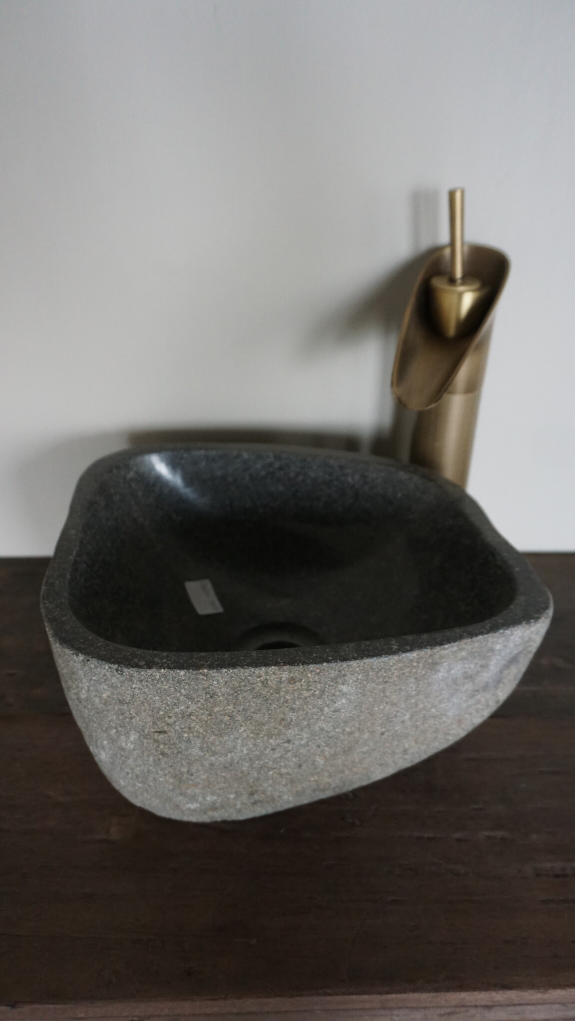 Rene Houtman Kleine Stenen Waskom + Spoelgat | H13 x B28 x D25 cm