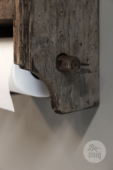 Be-Uniq Toiletrolhouder Meno Met Klepje | Oud Hout | 22x20x15 Cm