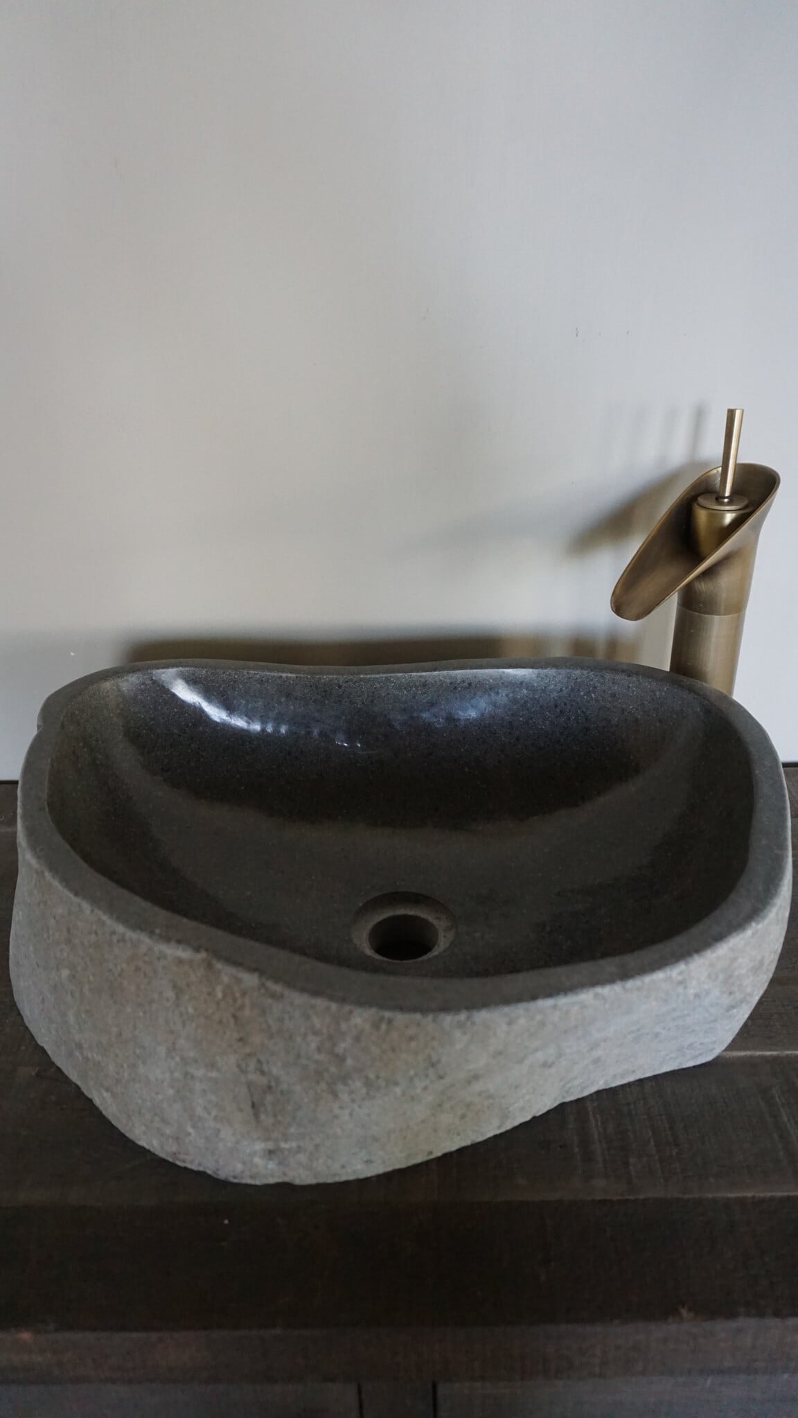 Rene Houtman Grote Stenen Waskom + Spoelgat | H15 x B47 x D35 cm