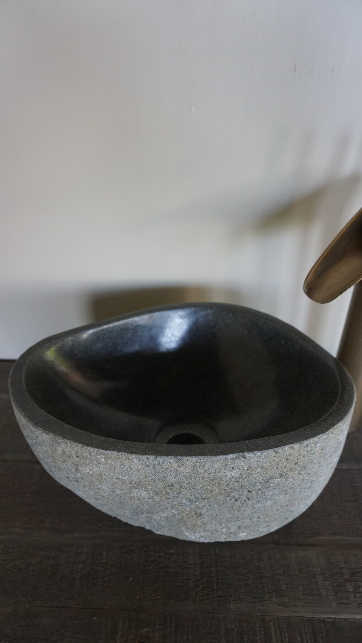 Rene Houtman Kleine Stenen Waskom + Spoelgat | H13 x B30 x D20 cm