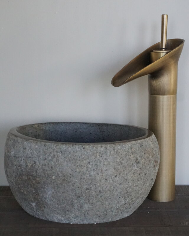 Rene Houtman Kleine Stenen Waskom + Spoelgat | H13 x B24 x D22 cm