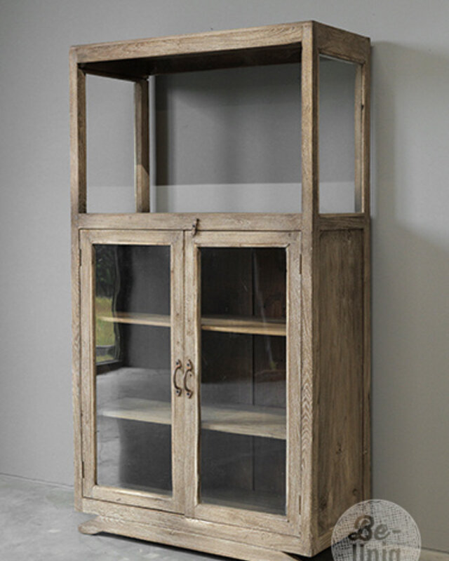Be-Uniq Oude Vitrinekastje | Rustiek Verweerd | H152xB83xD38 cm
