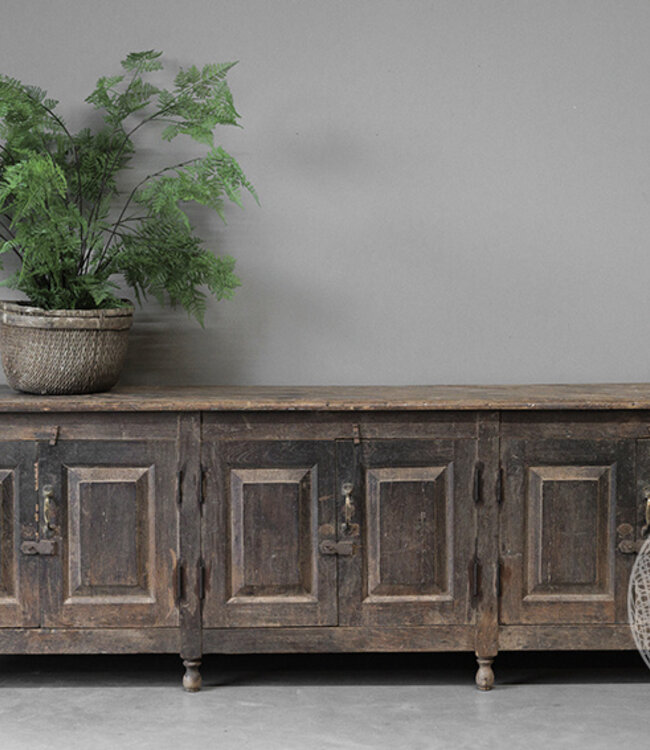 Be-Uniq Origineel Oud Dressoir | India | H74xB227xD45 cm