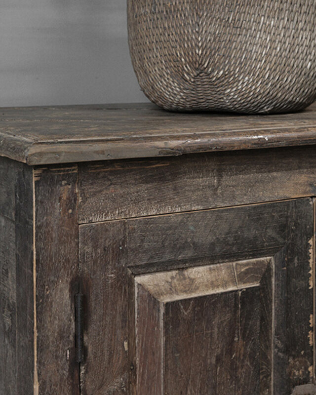 Be-Uniq Origineel Oud Dressoir | India | H74xB227xD45 cm