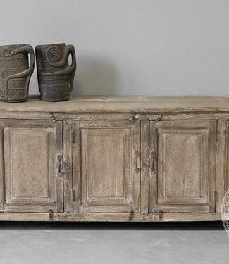Be-Uniq Oud Dressoir | Rustiek Verweerd | H62xB138xD43 cm