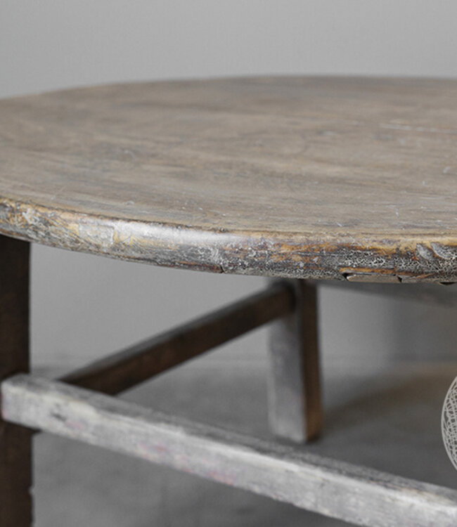 Be-Uniq Oude Ronde Salontafel | China | H44xB74xD74 cm