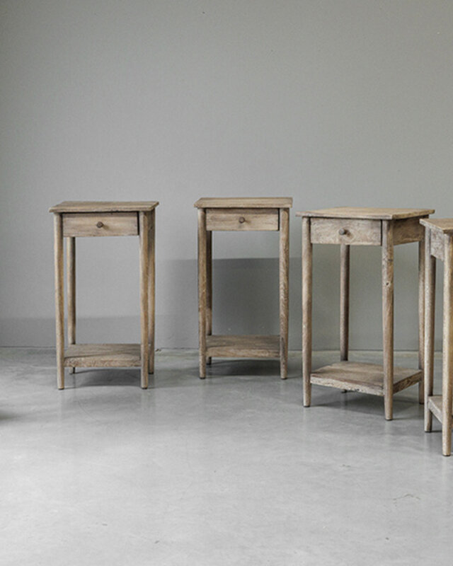 Be-Uniq Bijzettafel Oud Teak | Rustiek Verweerd | H76xB41xD35 cm