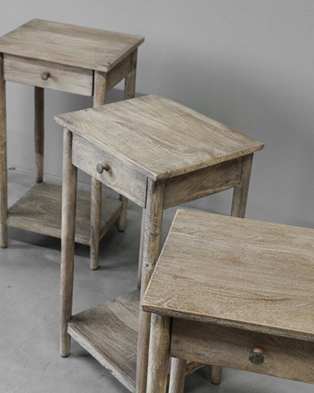 Be-Uniq Bijzettafel Oud Teak | Rustiek Verweerd | H76xB41xD35 cm