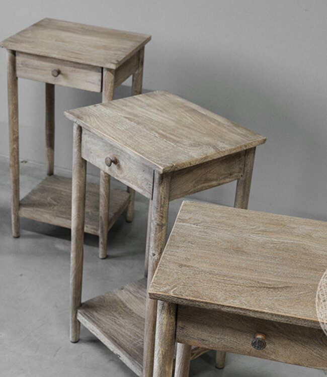 Be-Uniq Bijzettafel Oud Teak | Rustiek Verweerd | H76xB41xD35 cm