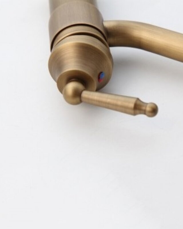 Rene Houtman Nostalgische Wastafelkraan Goud - H23 cm