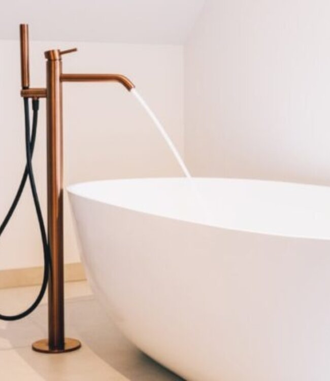 JEE-O Slimline Badvuller 02 | Met Handdouche