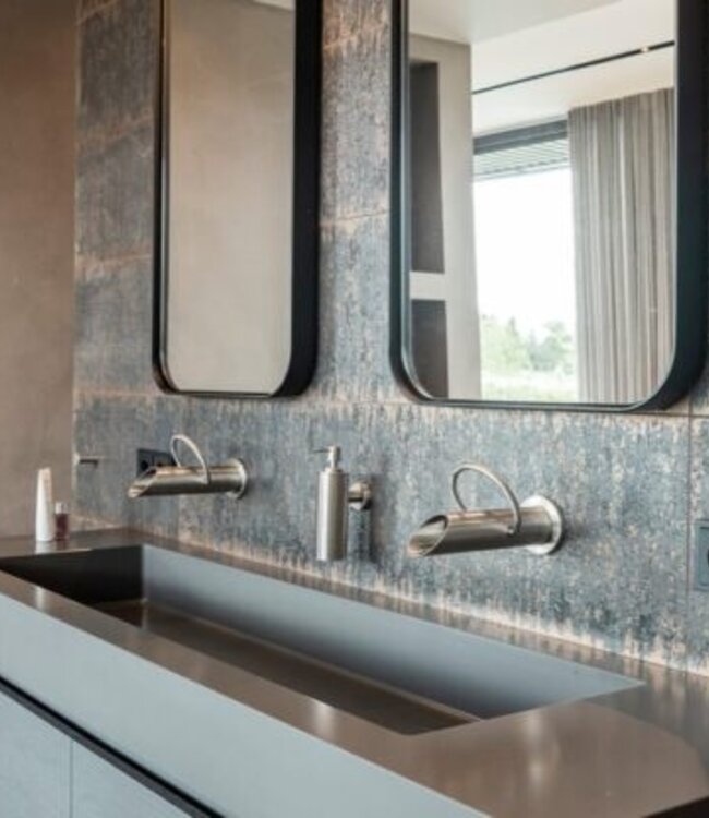 JEE-O Pure – Wandkraan Geborsteld RVS