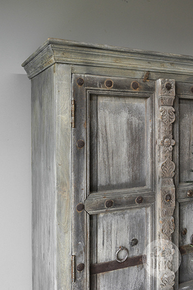 Be-Uniq Oude Kast | India | H186 x B105 x D38 cm