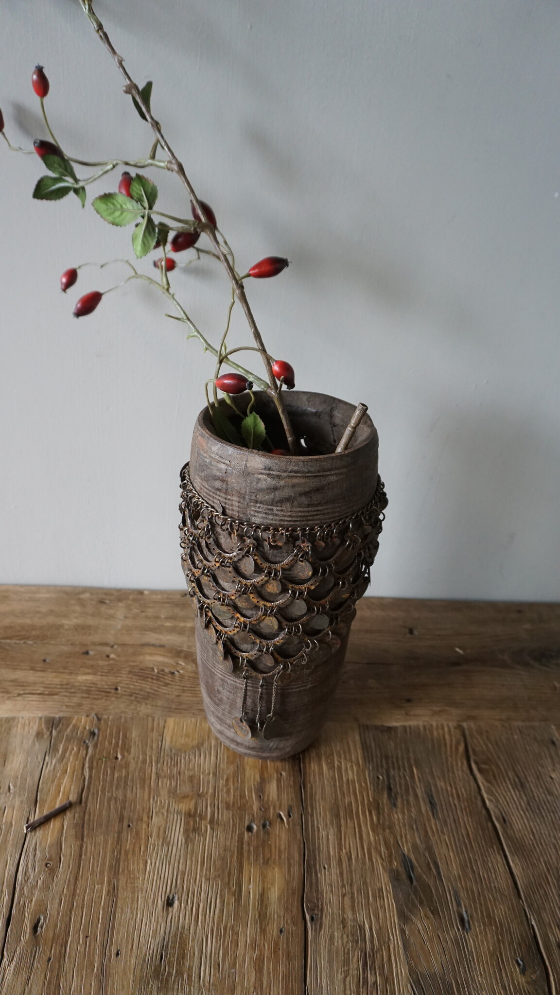 Rene Houtman Nepalese Houten Pot | Incl. Ketting | H28 x D14 cm