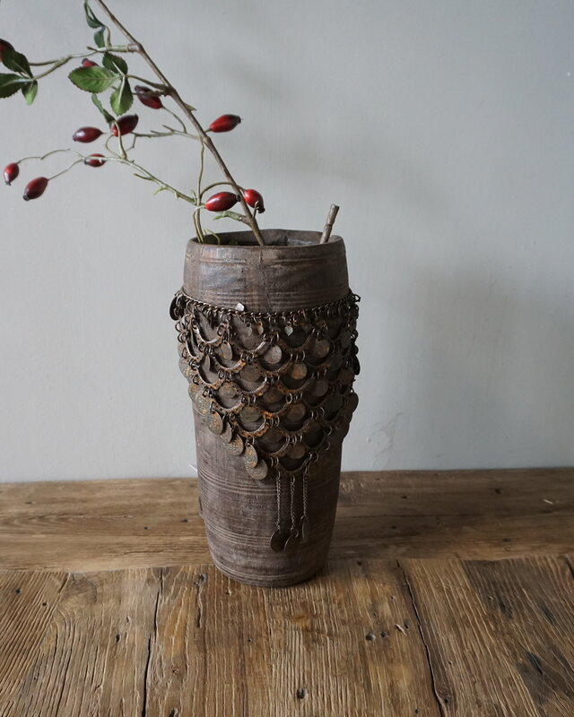 Rene Houtman Nepalese Houten Pot | Incl. Ketting | H28 x D14 cm
