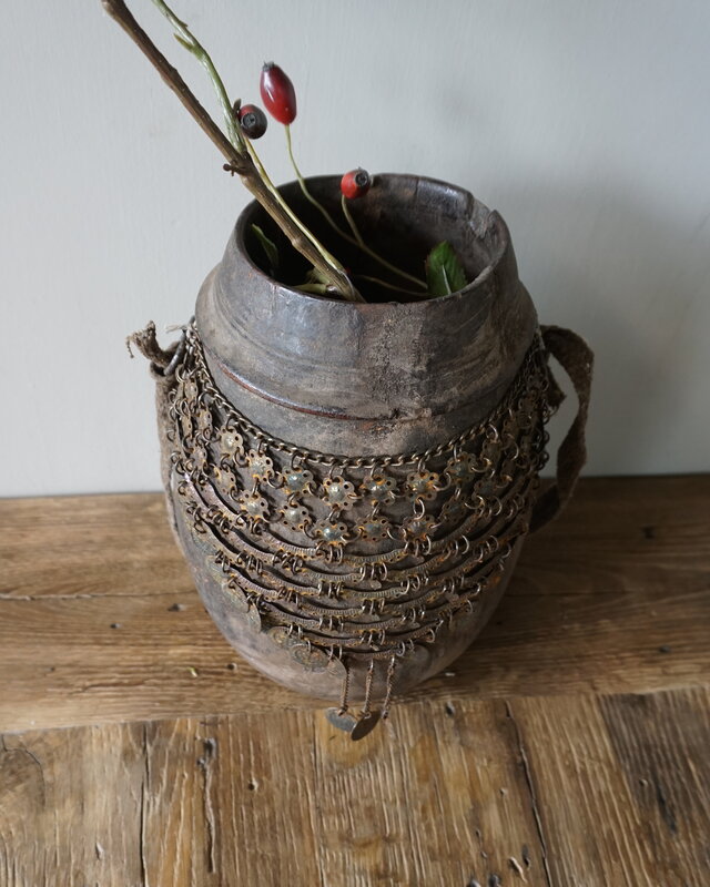 Rene Houtman Nepalese Houten Pot | Incl. Ketting | H27 x D20 cm