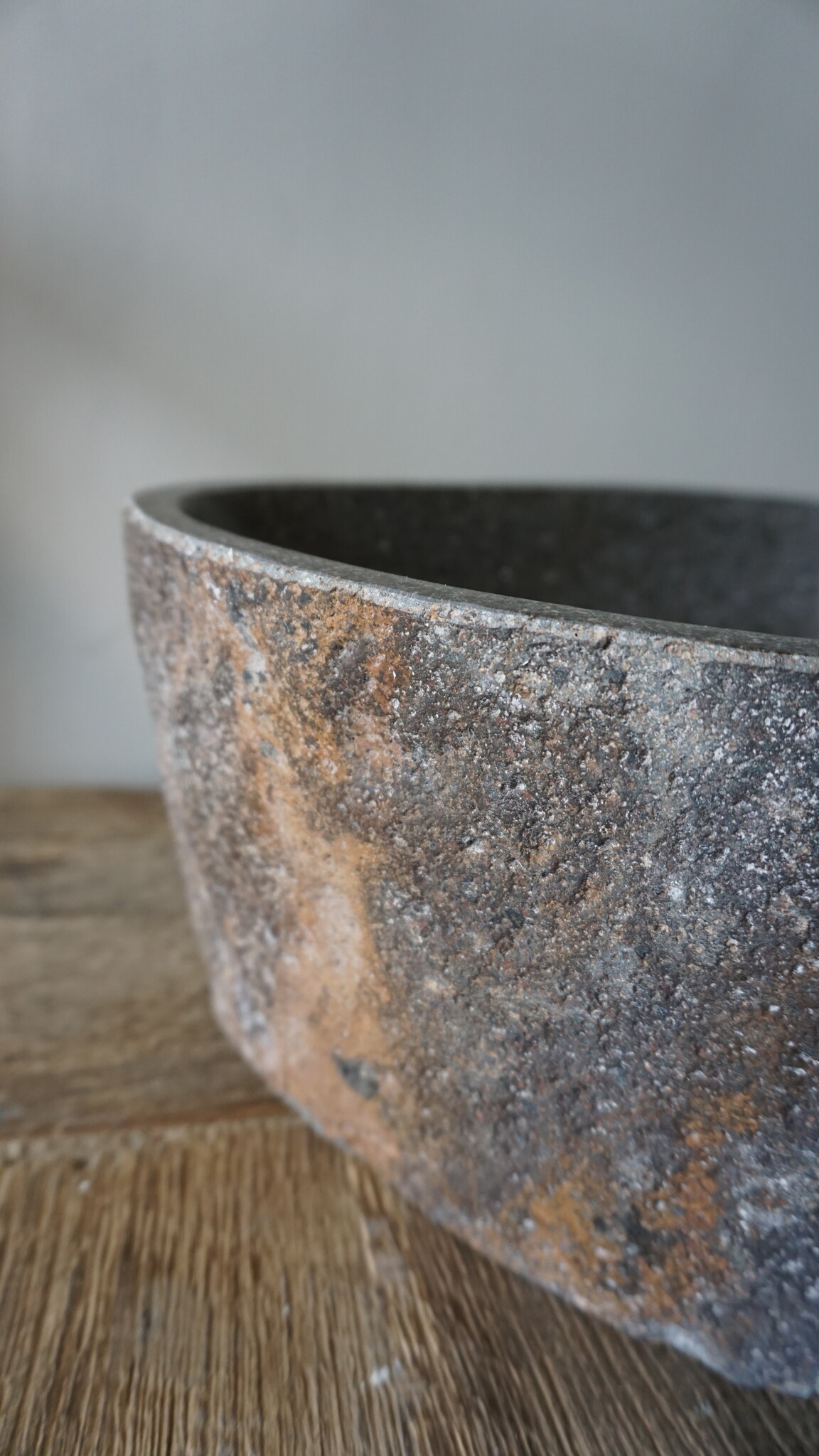 Rene Houtman Kleine Stenen Waskom + Spoelgat | H13,5 x B30 x D25 cm