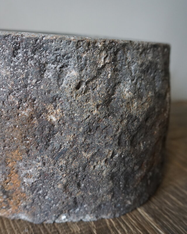 Rene Houtman Kleine Stenen Waskom + Spoelgat | H13,5 x B30 x D25 cm