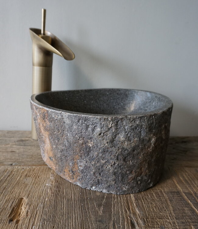Rene Houtman Kleine Stenen Waskom + Spoelgat | H13,5 x B30 x D25 cm