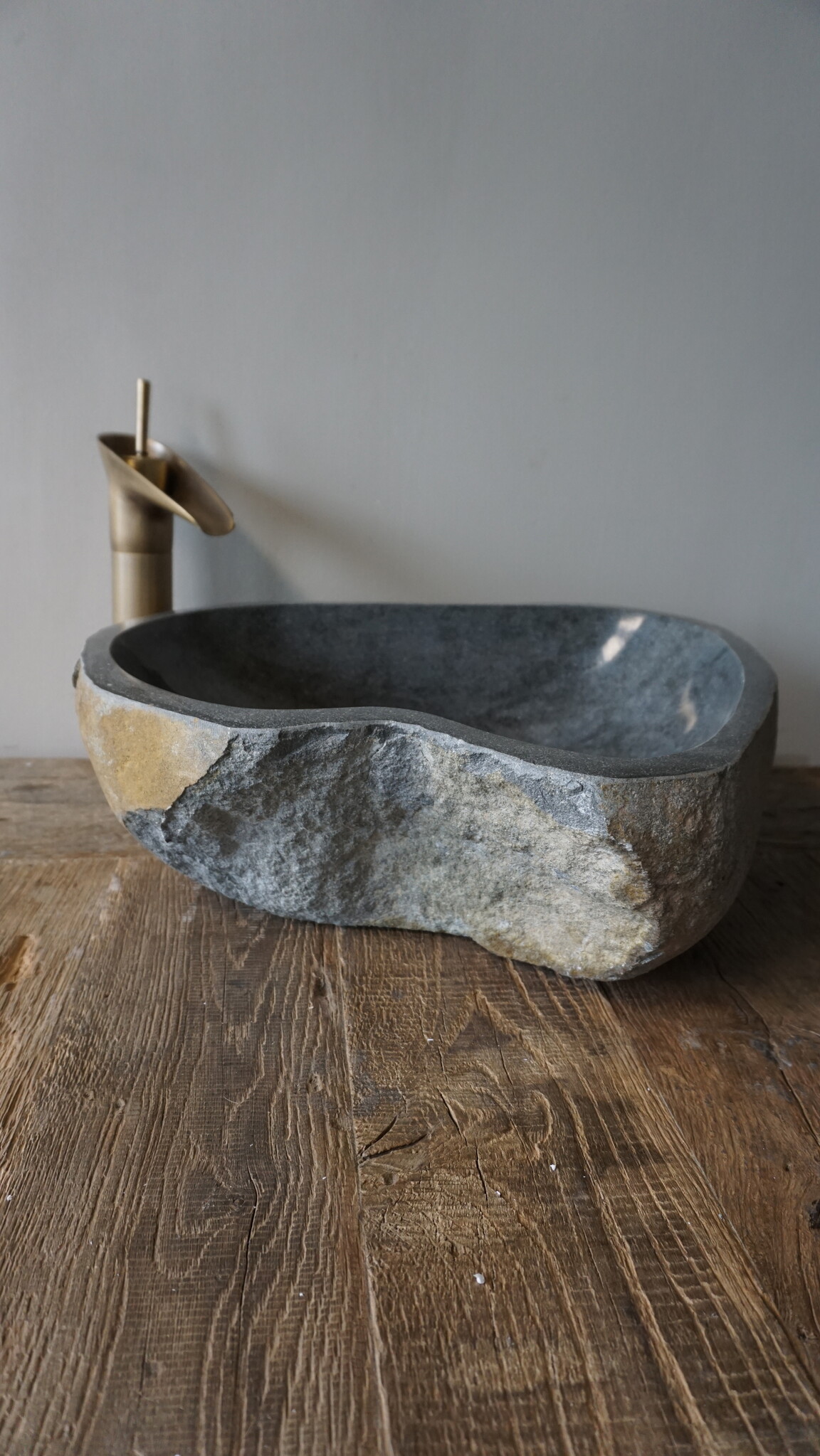 Rene Houtman Grote Stenen Waskom + Spoelgat | H15 x B44,5 x D41,5 cm