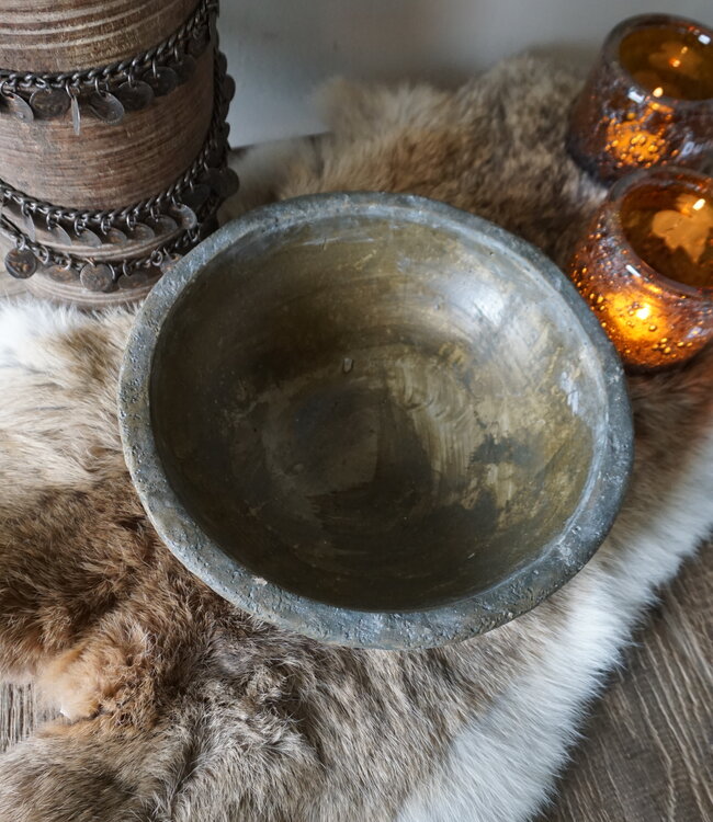 Rene Houtman Rustieke Stenen Schaal | H7,5 x D25 cm