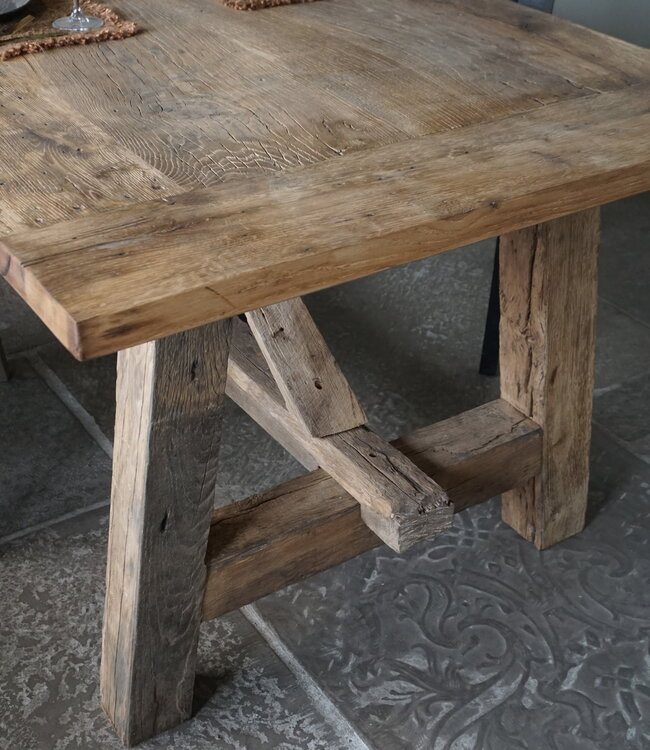 Rene Houtman Oud Eikenhouten Tafel | L250 x B100 x H78,5 cm