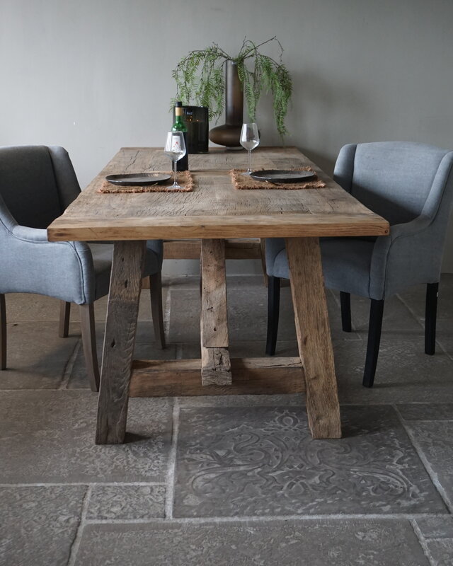 Rene Houtman Oud Eikenhouten Tafel | L250 x B100 x H78,5 cm