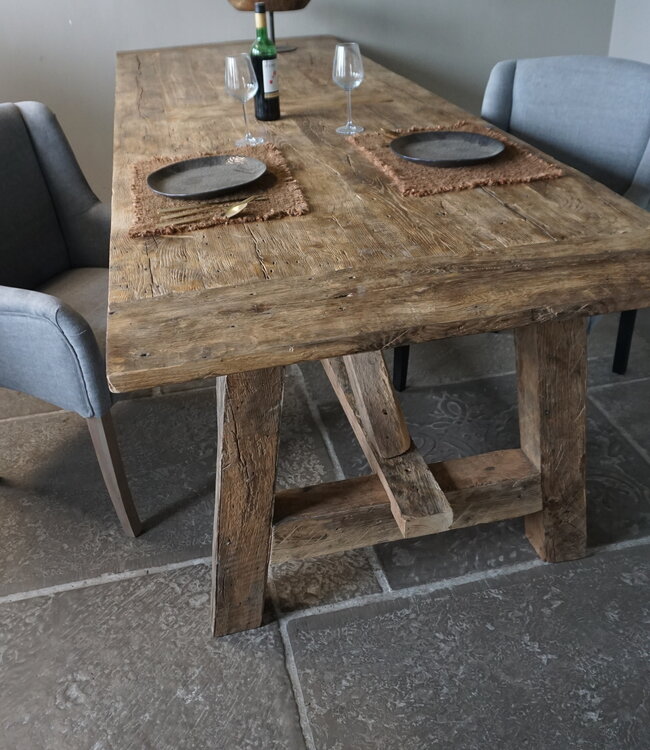 Rene Houtman Oud Eikenhouten Tafel | L300 x B101 x D78 cm