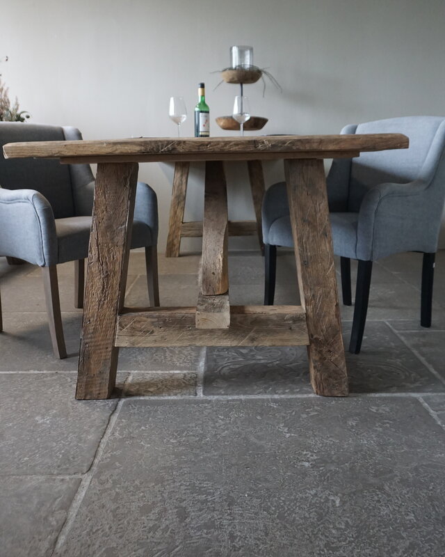 Rene Houtman Oud Eikenhouten Tafel | L300 x B101 x D78 cm
