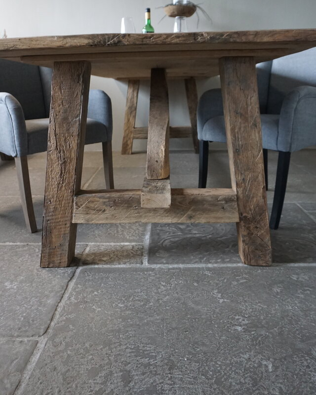 Rene Houtman Oud Eikenhouten Tafel | L300 x B101 x D78 cm